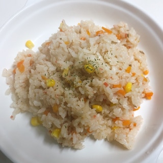 炊飯器で簡単♪カニカマでカニピラフ風